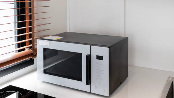 Consommation micro-onde en veille et consommation micro-onde branché