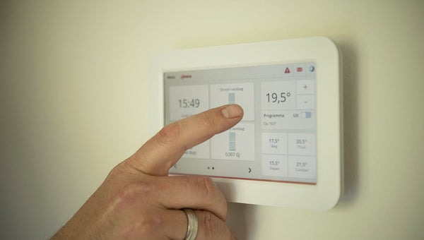 comment choisir votre chauffage au sol électrique ? Les bonnes questions à se poser