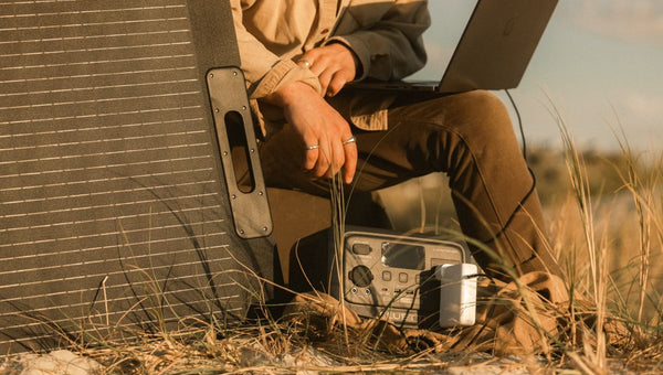 Que peut-on alimenter avec un panneau solaire 100 W ?