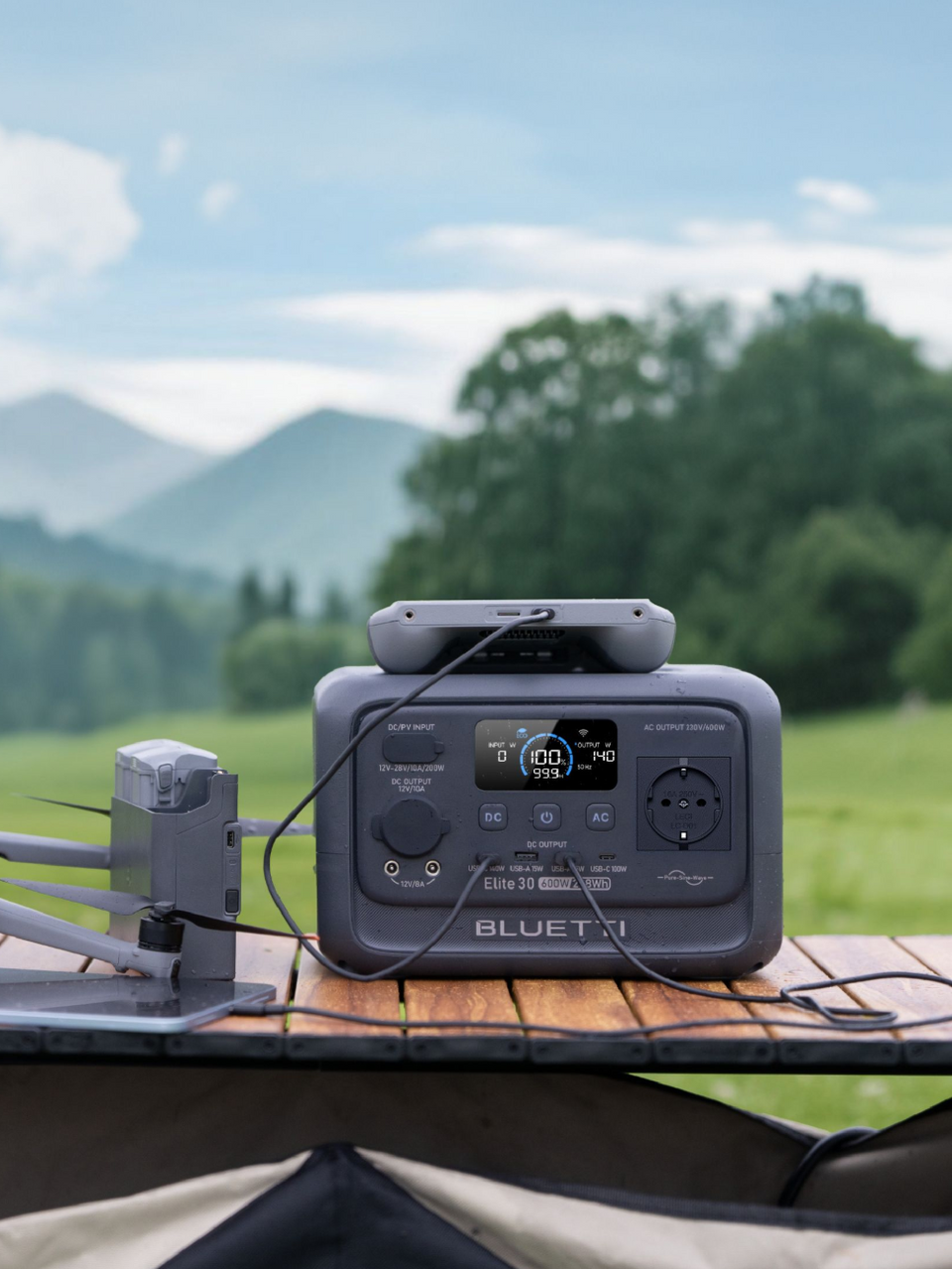 Station électrique portable BLUETTI Elite 30 V2 600 W pour camping  fourgonnettes BLUETTI | Decathlon